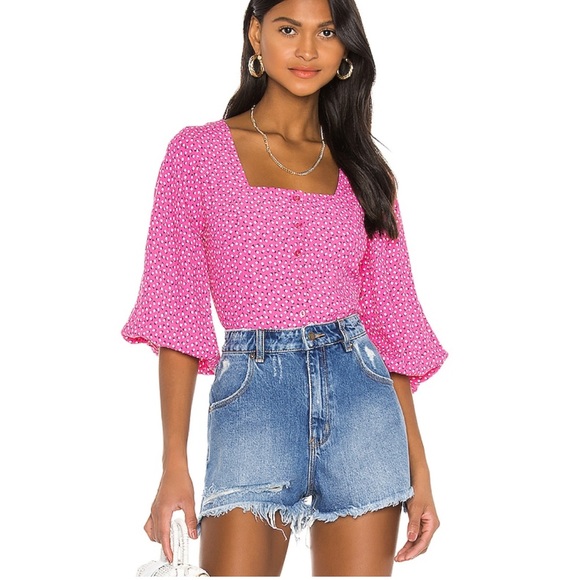 ROLLA'S Tops - Rolla’s Roxanne Mini Tulips Blouse NWT M Boho Peasant top Romantic Floral